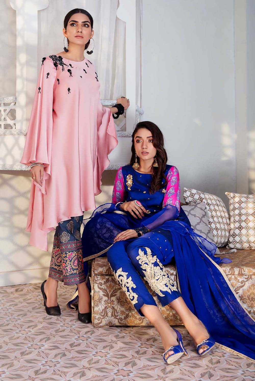 How Online Pakistani Clothes Are Revolutionizing Desi Fashion