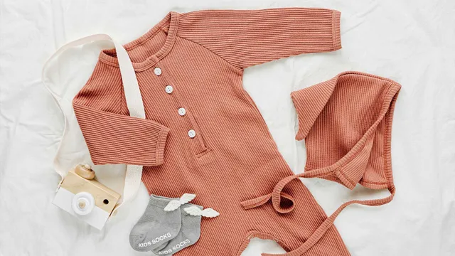 How to Choose Safe & Stylish Baby Clothes?